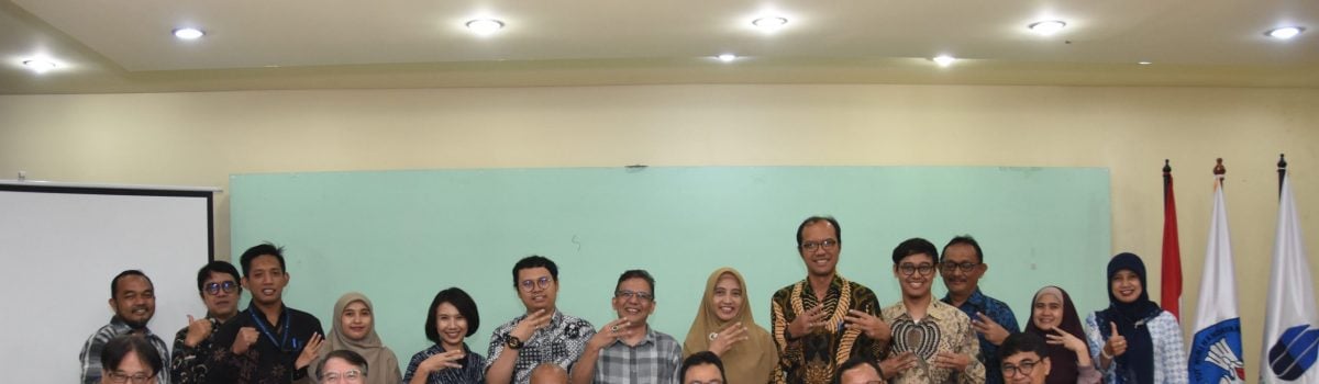 Kerjasama Internasional Program Studi Teknik Elektro Universitas Mercu Buana dengan IEEE dalam acara International Webinar Lectures.